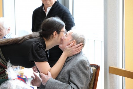 „...Legyen neked ma minden szép pillanat…” – 90. születésnapja alkalmából köszöntötték Zátrok Józsefet